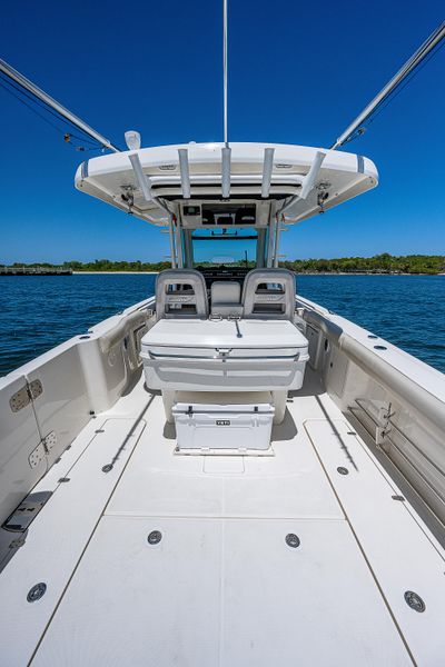 2020 Boston Whaler 330 Outrage