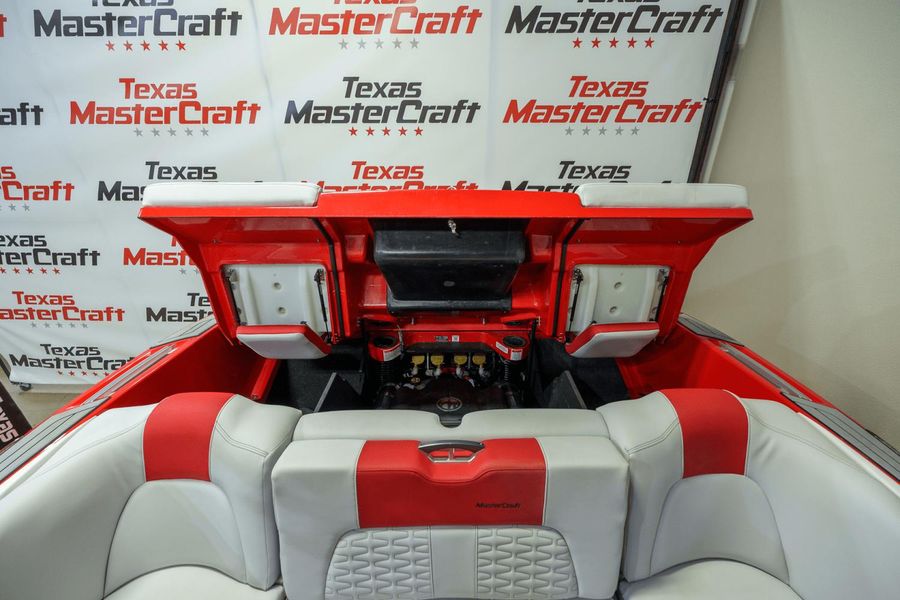 2021 MasterCraft X-24