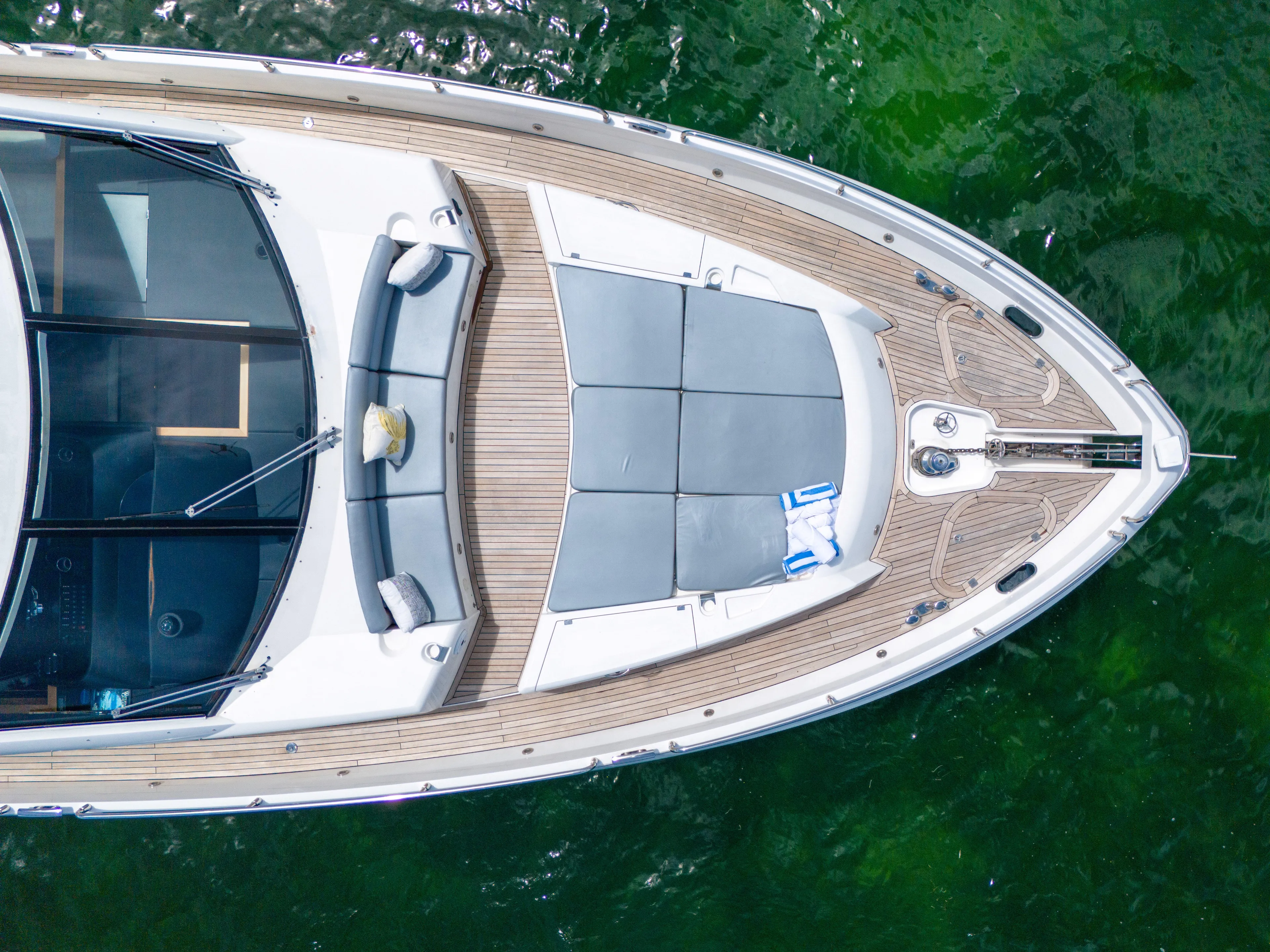  Yacht Photos Pics 80' Sunseeker