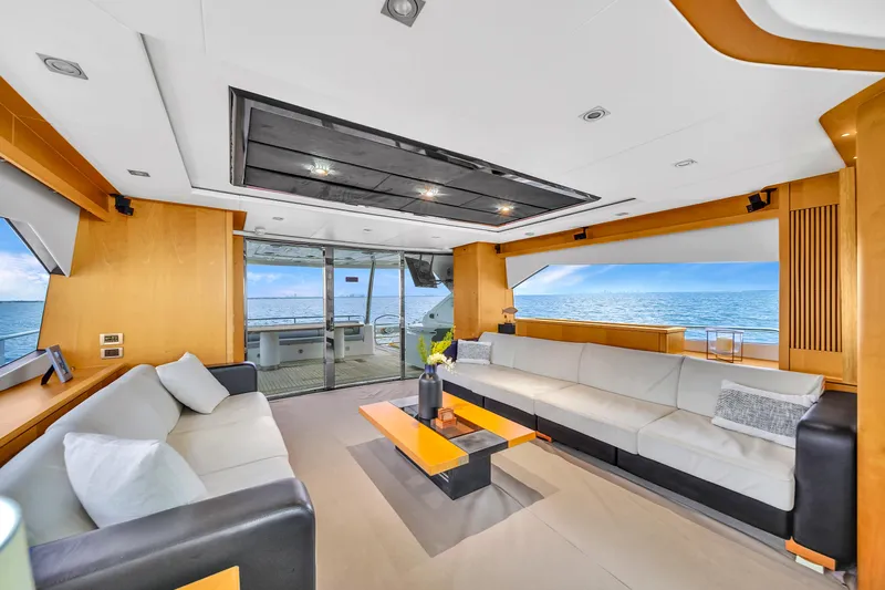  Yacht Photos Pics 80' Sunseeker