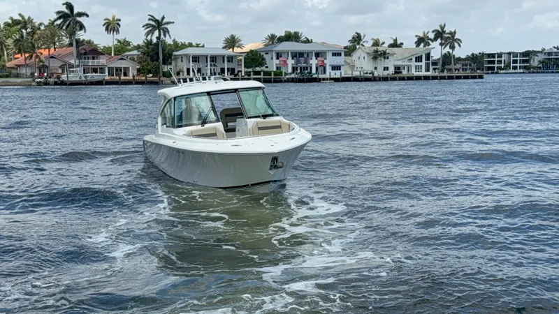 Special T Yacht Photos Pics 