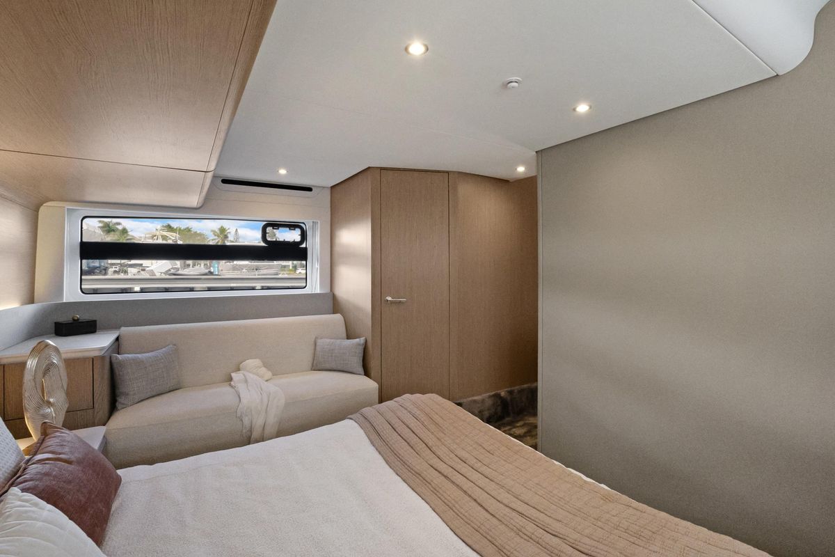2025 Azimut 55 