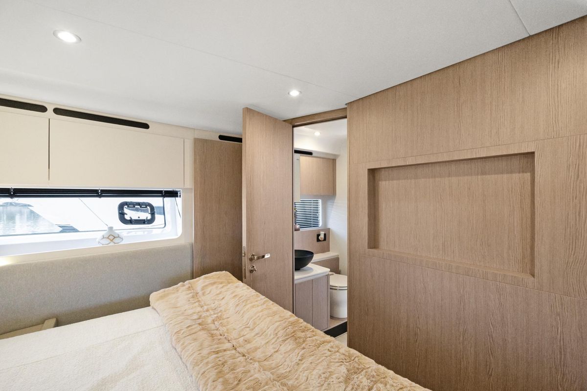 2025 Azimut 55 