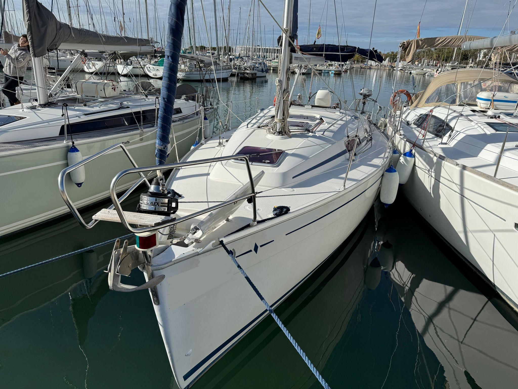 bavaria-35-cruiser-11m-2009-segelyachten-barcelona-boot24