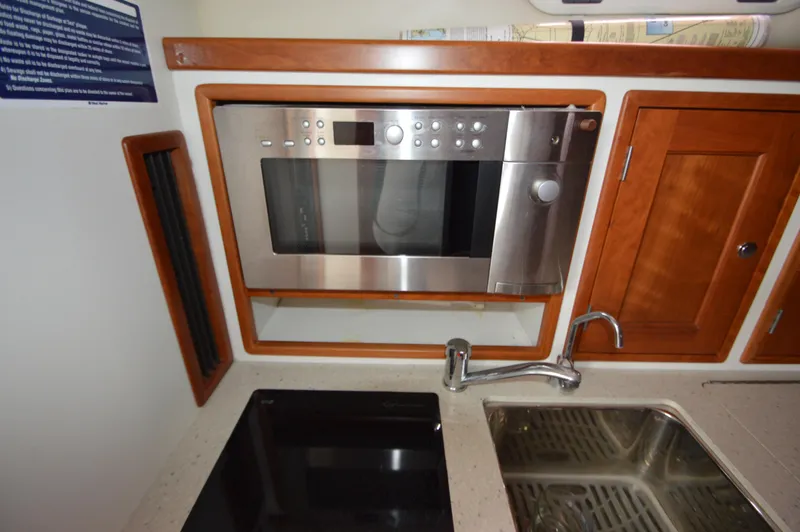 Elina Yacht Photos Pics 