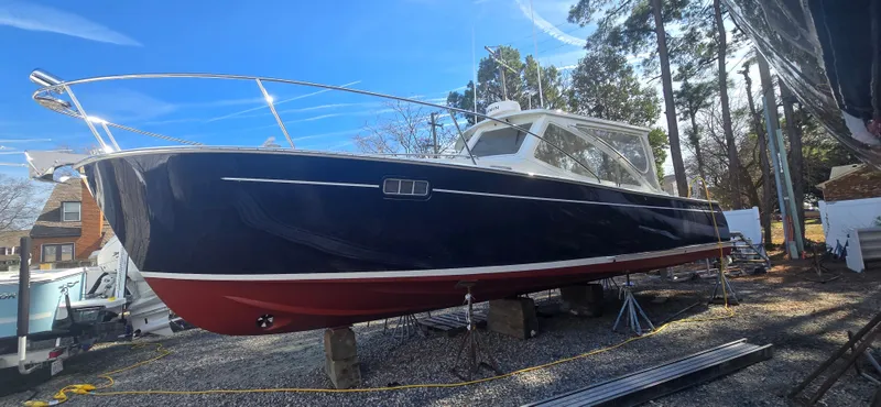 Elina Yacht Photos Pics 