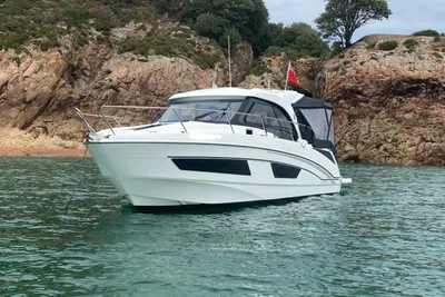2019 Beneteau Antares 9 OB