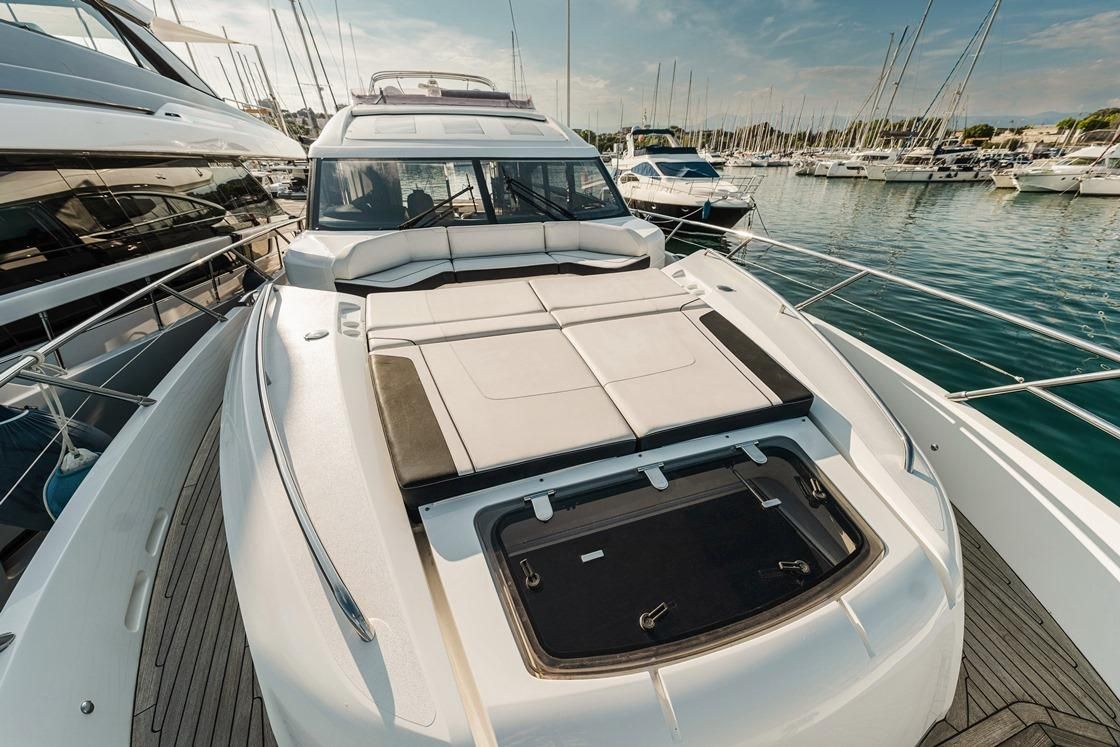2014 Princess 74 