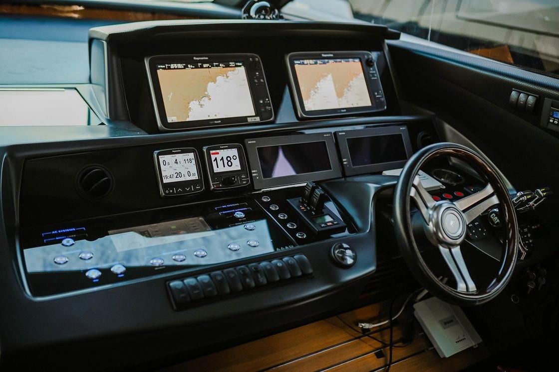 2014 Princess 74 