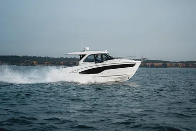 2025 Beneteau Antares 9 OB V2