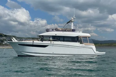 Jeanneau Velasco 43