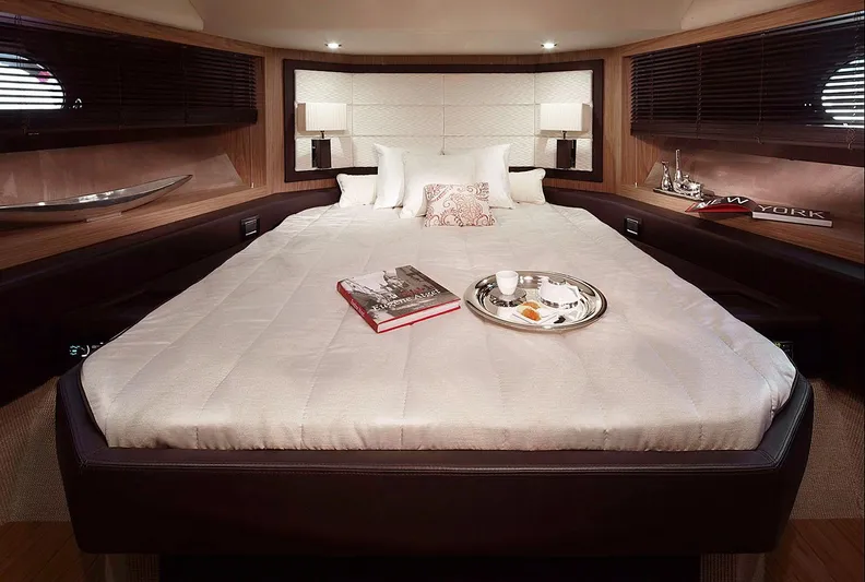  Yacht Photos Pics Manufacturer Provided Image