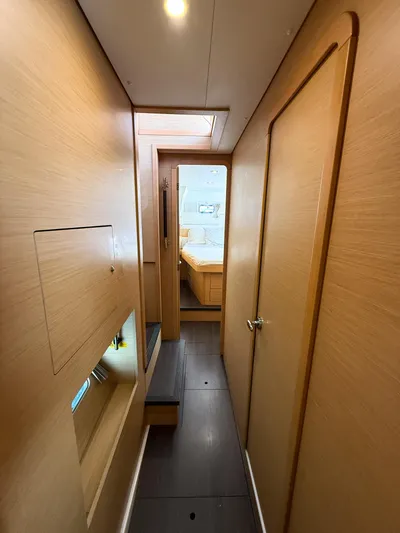 Escapist Yacht Photos Pics 