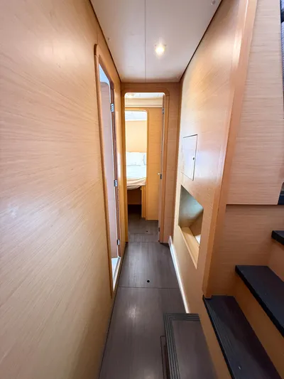 Escapist Yacht Photos Pics 