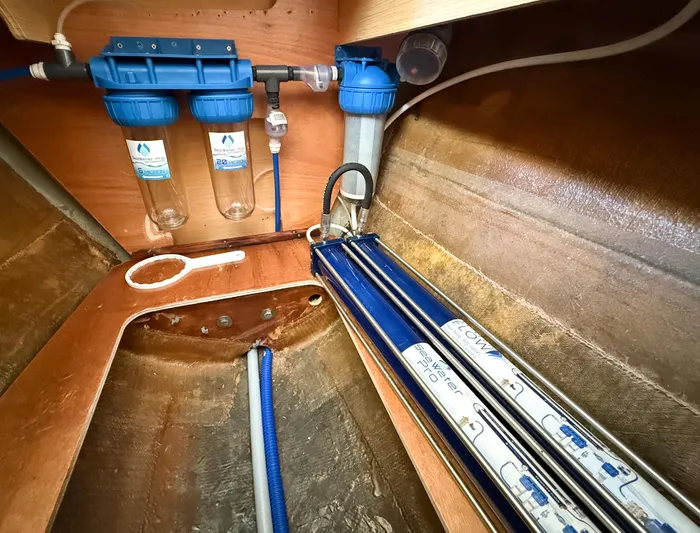 Escapist Yacht Photos Pics 