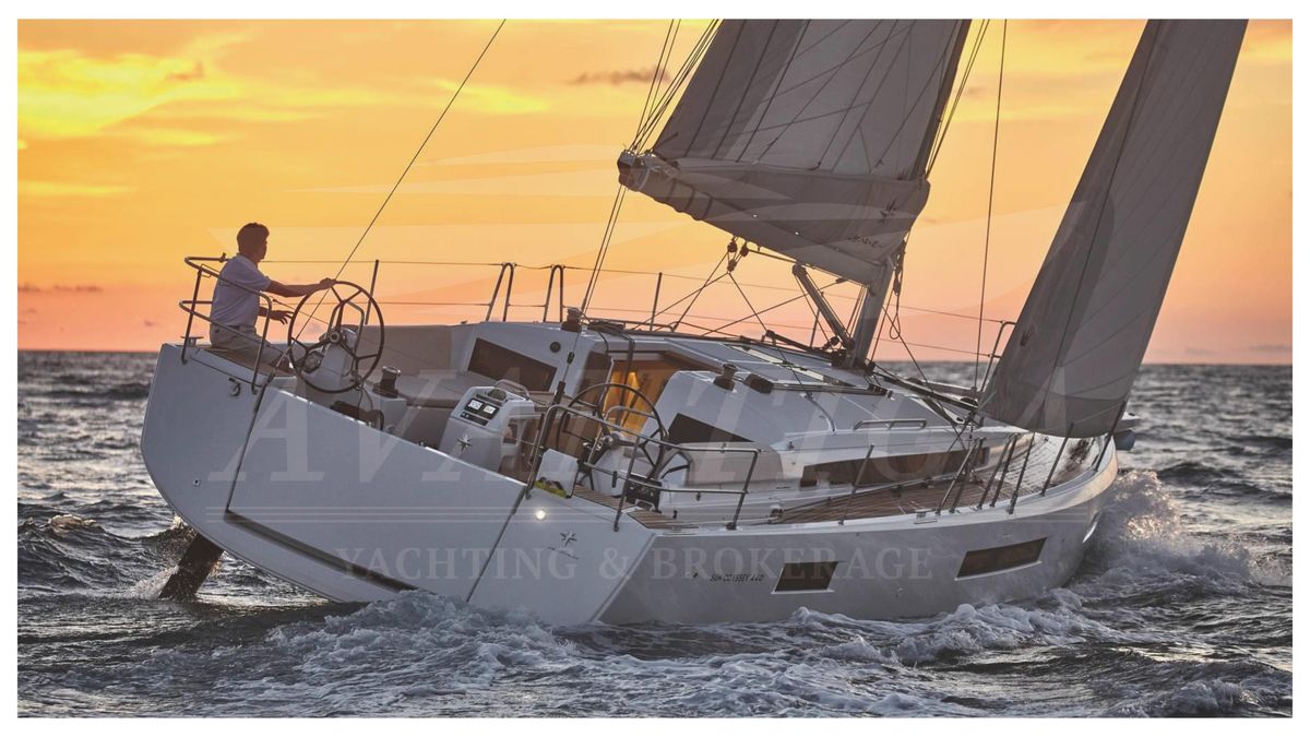 2023 Jeanneau 43 