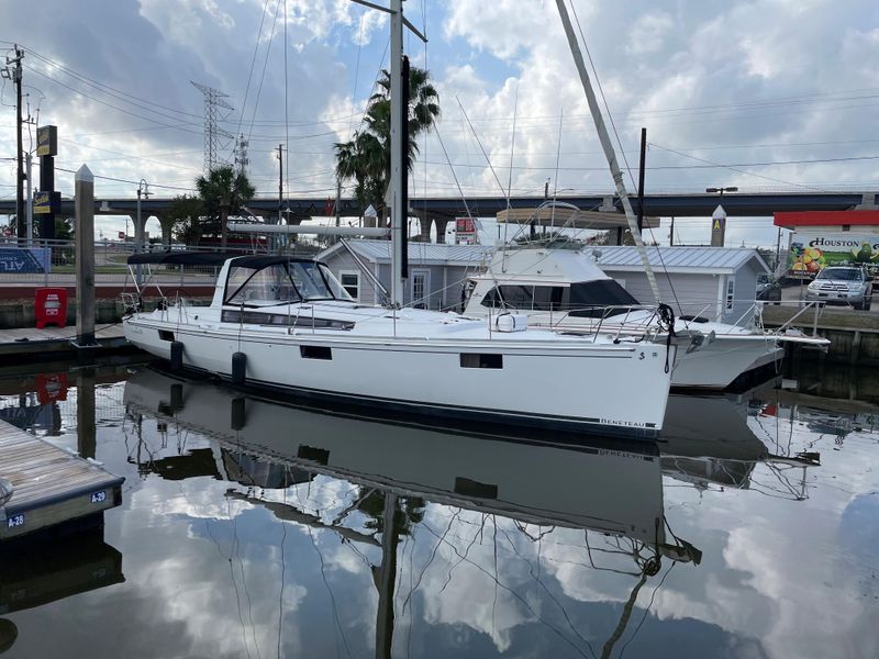 2013 Beneteau Oceanis 48