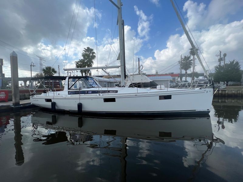 2013 Beneteau Oceanis 48