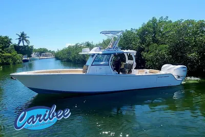 Sportsman Open 352 Center Console