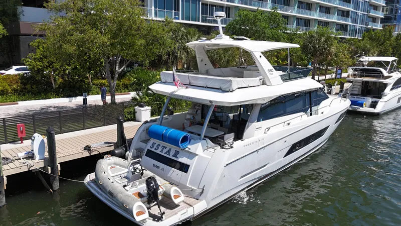 5 Star Yacht Photos Pics 