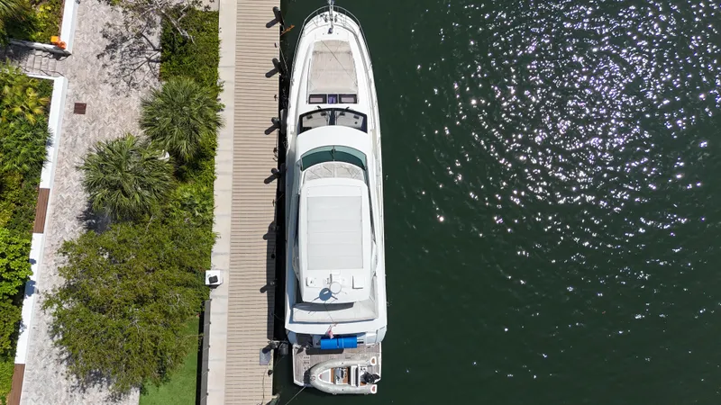 5 Star Yacht Photos Pics 