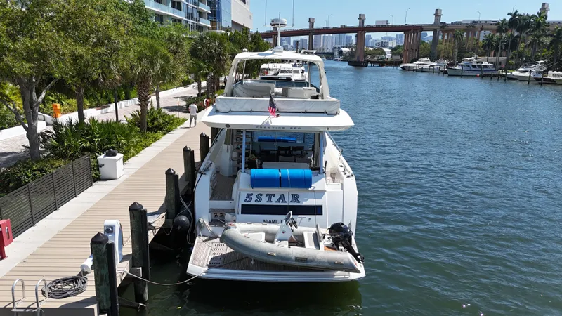 5 Star Yacht Photos Pics 