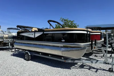 Lowe LS Walk Thru 210