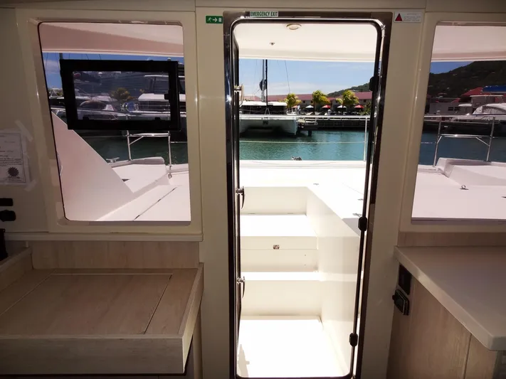 Livitup Yacht Photos Pics 