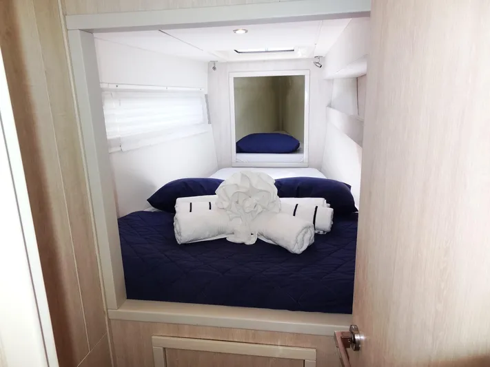 Livitup Yacht Photos Pics 