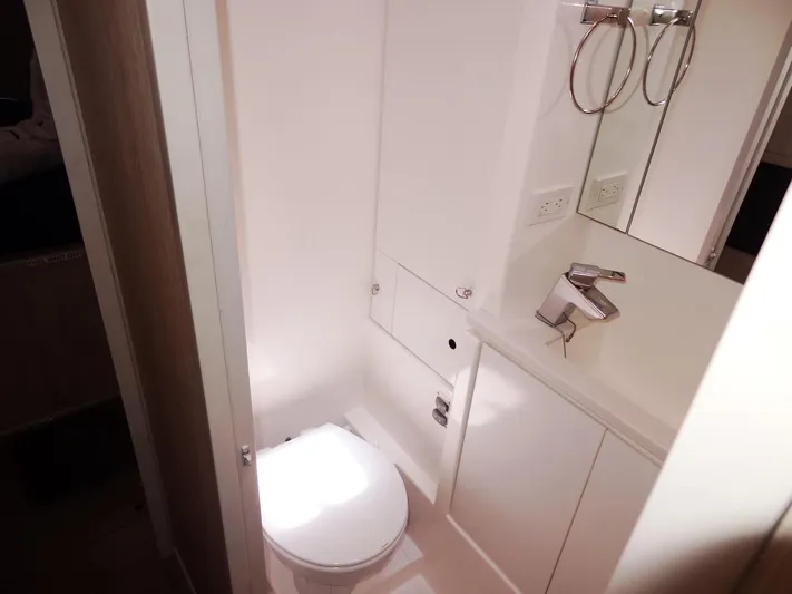 Livitup Yacht Photos Pics 