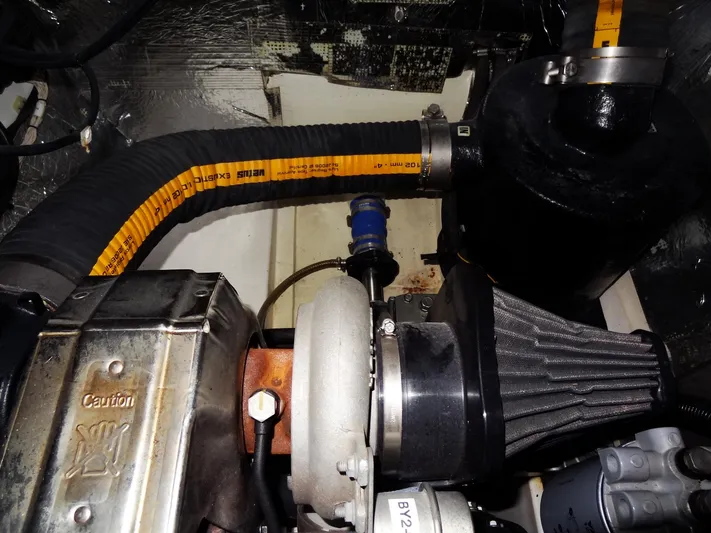 Livitup Yacht Photos Pics 