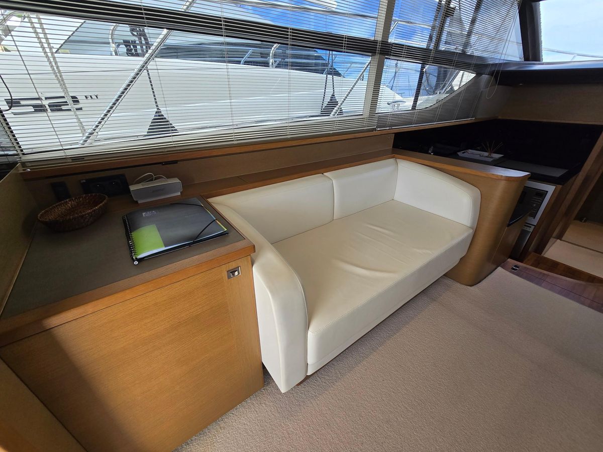 2014 Princess 47 