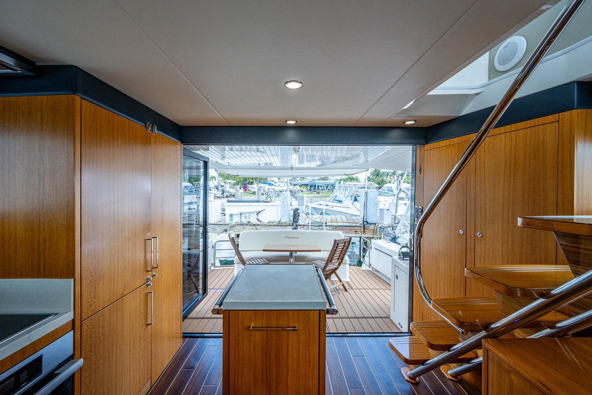 2015 Maritimo 50 