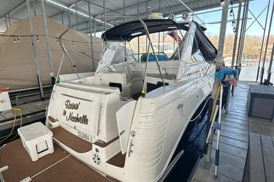 Rinker 360 Express Cruiser