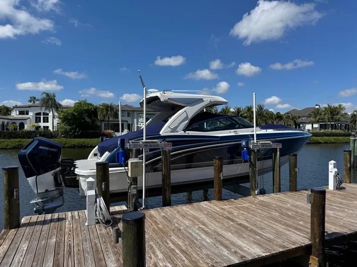 Uncorked Yacht Photos Pics 