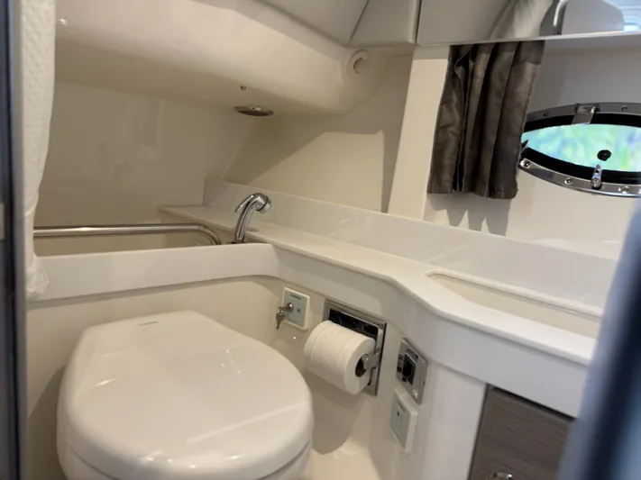 Uncorked Yacht Photos Pics 