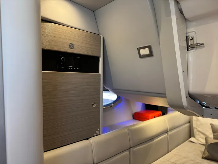 Uncorked Yacht Photos Pics 