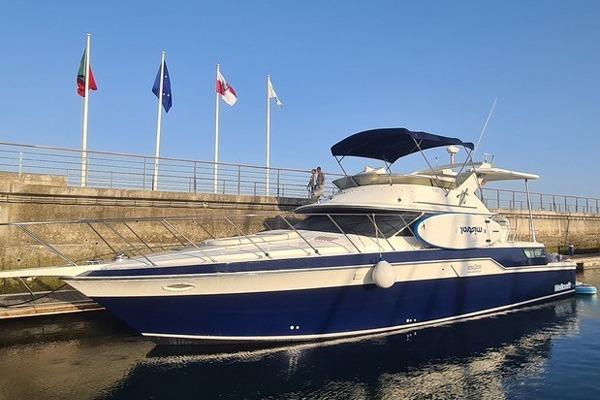 1994 Wellcraft 46 Cockpit Motoryacht