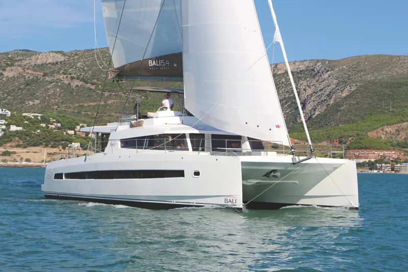 Only One Life Yacht Photos Pics Bali 5.4