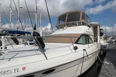 Sea Ray 380 Aft Cabin