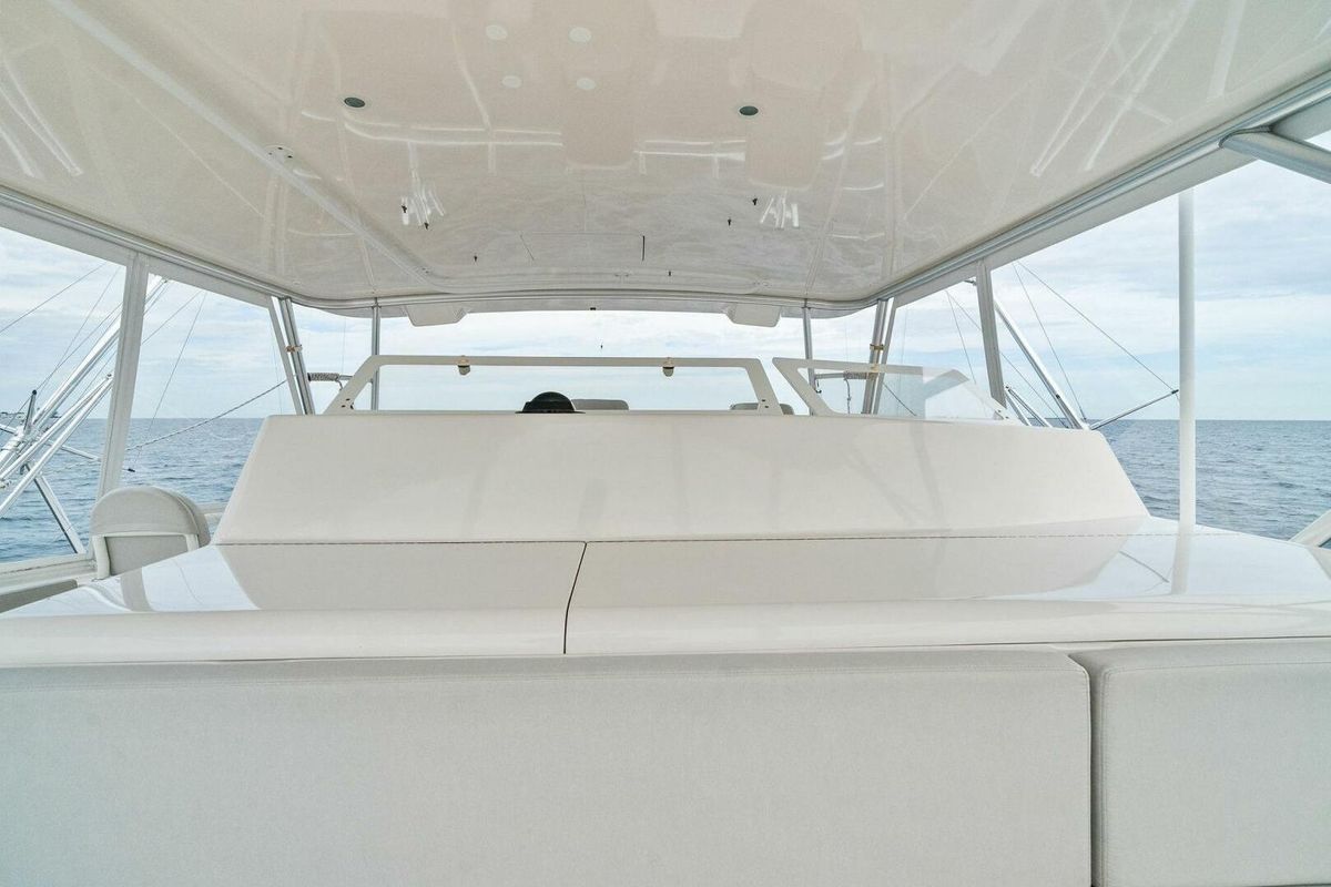 2006 Viking 61 