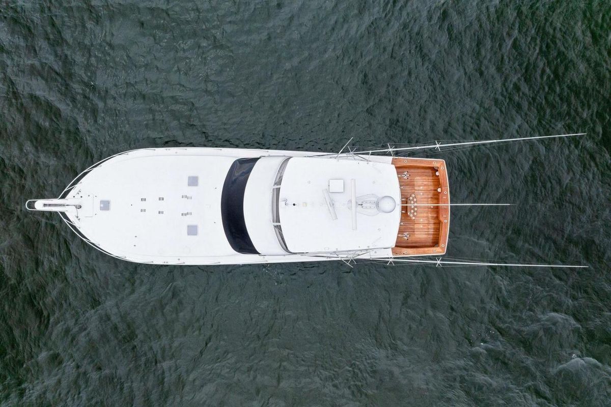 2006 Viking 61 