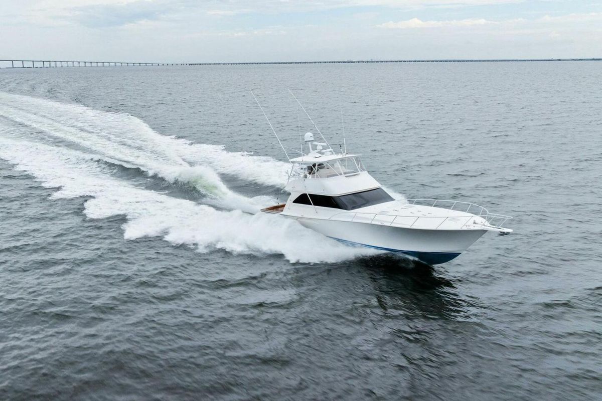 2006 Viking 61 