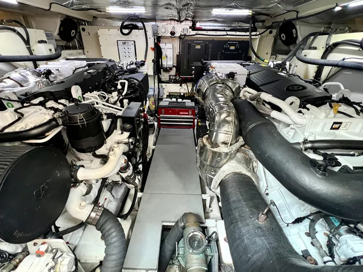 Boatjunkie Yacht Photos Pics 