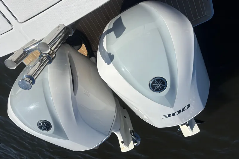 Yacht Photos Pics Twin Yamaha 300 outboard engines on a 2017 Regulator 28 boat, viewed from above.