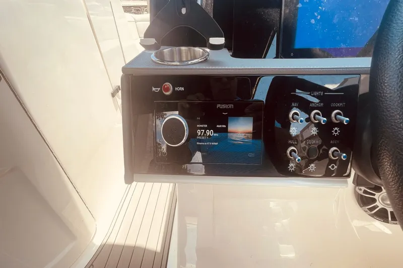 No Name On Record Yacht Photos Pics 