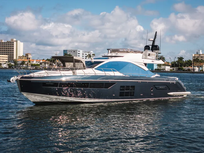  Yacht Photos Pics Luxury yacht Azimut S7 2022 on calm waters.