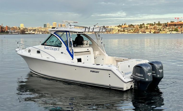 2011-31-pursuit-os-315-offshore