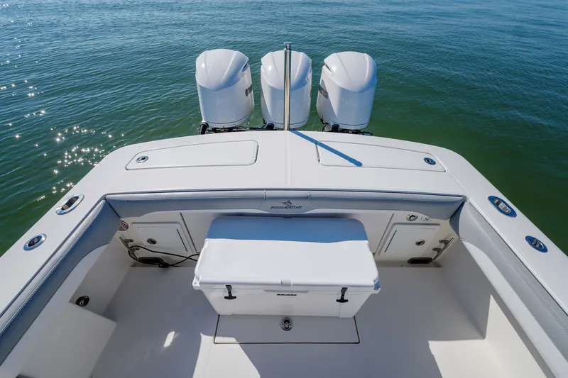 Treseos Yacht Photos Pics Regulator 34 Treseos- Cockpit