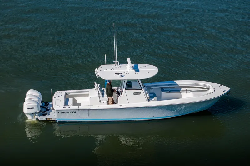 Treseos Yacht Photos Pics Regulator 34 Treseos- Profile